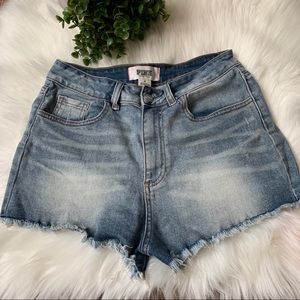 PINK Victoria’s secrets jean shorts size 8
